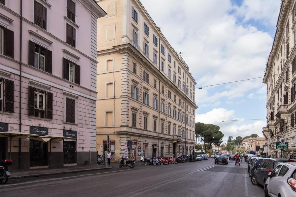 Sweet Home Colosseo Rome Luaran gambar